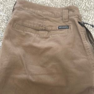 Men’s Columbia dark tan Pants